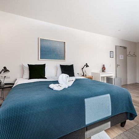 Hotel Das Q Aldingen  Экстерьер фото