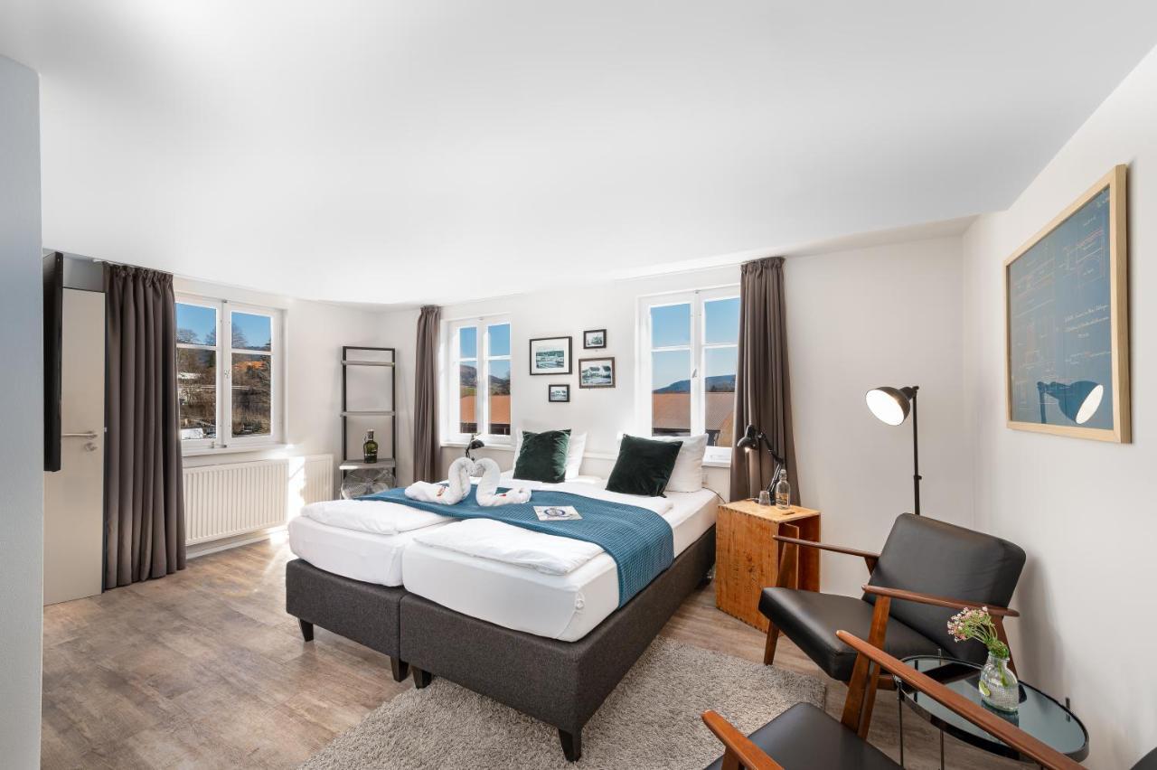 Hotel Das Q Aldingen  Экстерьер фото